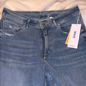 Distress skinny jean H&M